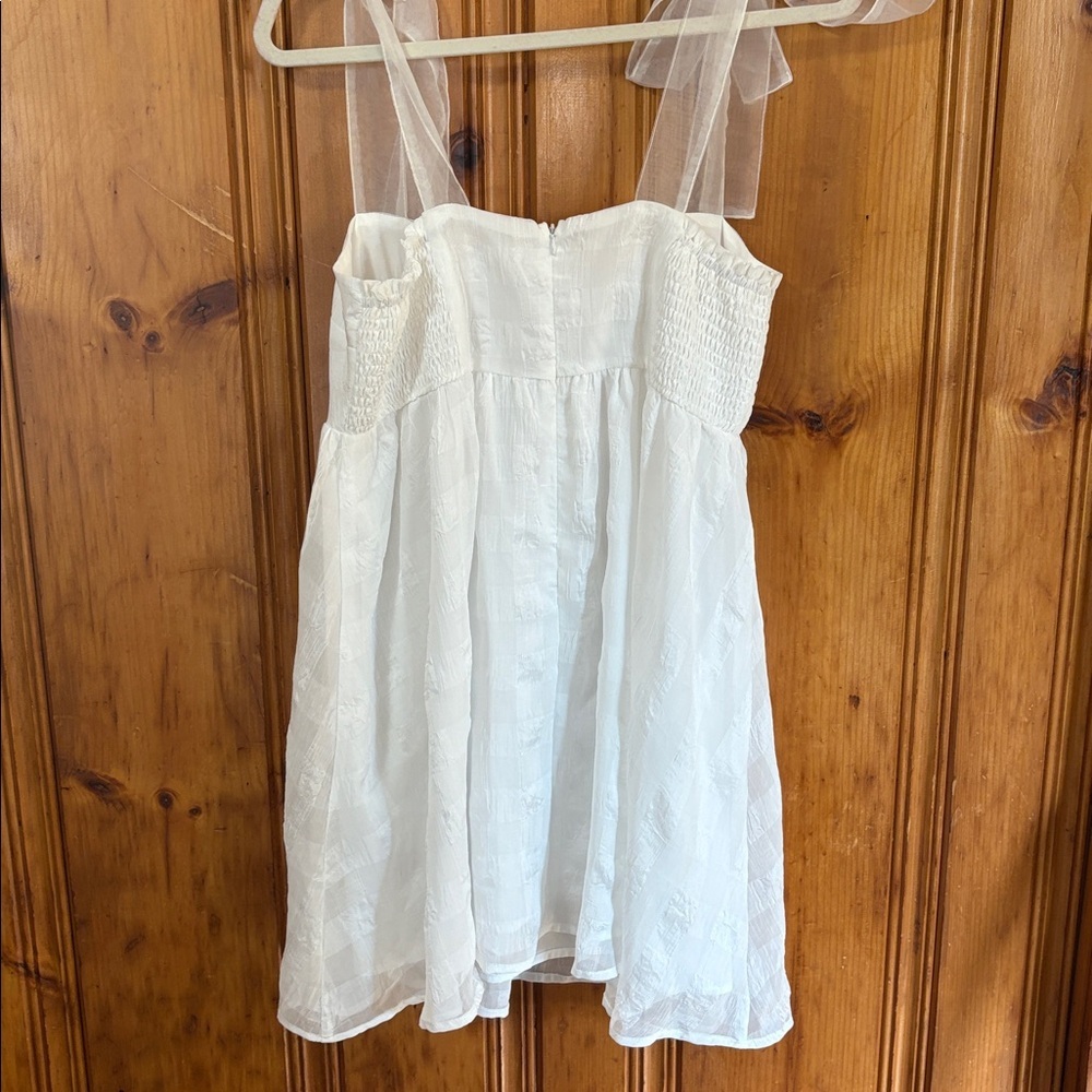 NWT! Day + Moon Elegant White Mini Dress with Sheer Bow Straps - Size Large - Picture 7 of 9